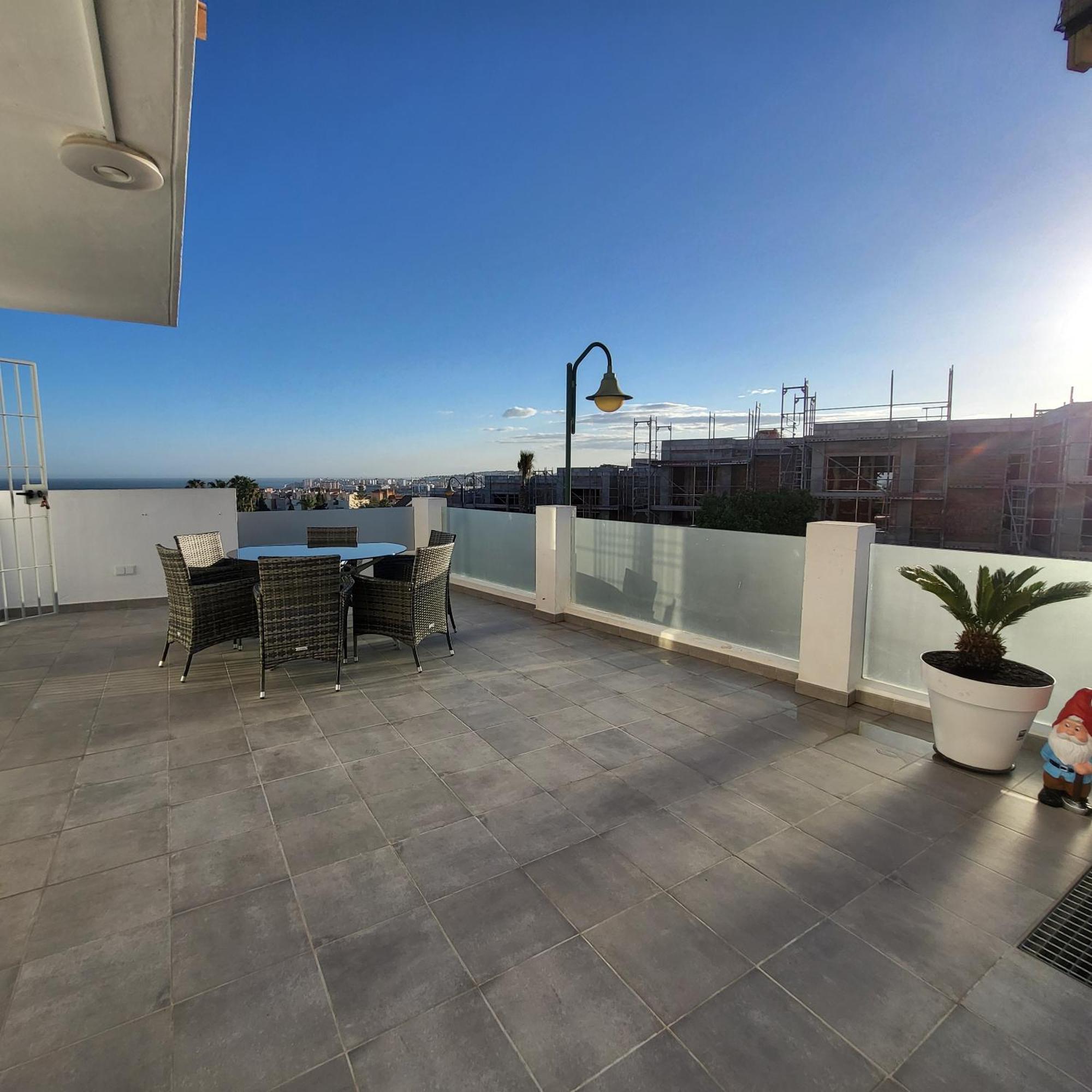 Golf En Baviera Con Vistas Al Mar Apartment Caleta De Velez Bagian luar foto